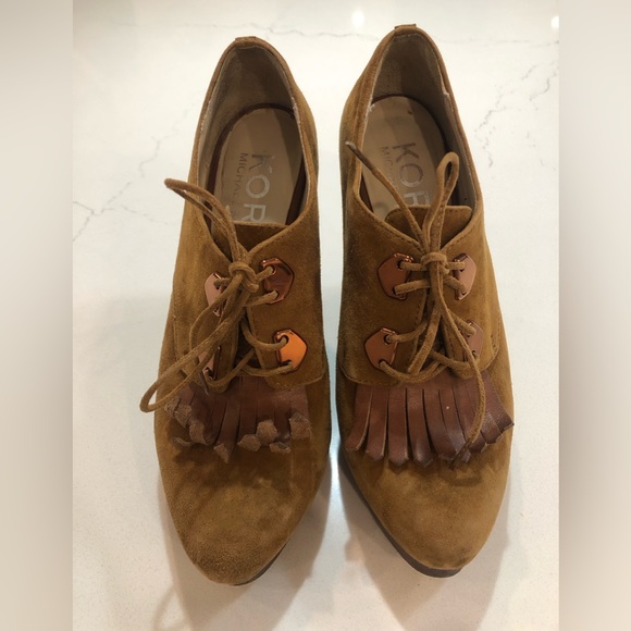 Michael Kors Suede Wedge Shoes - Picture 2 of 7